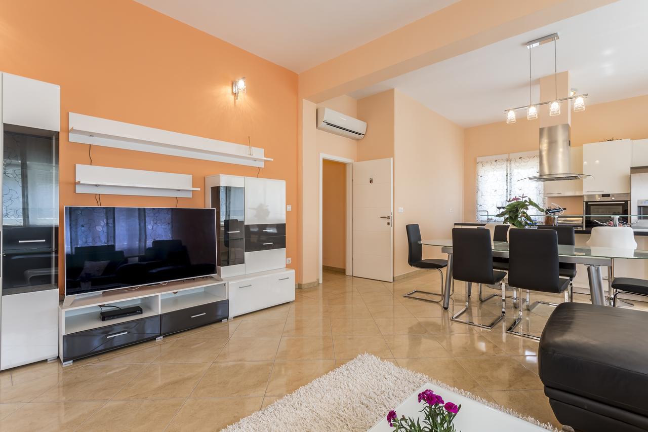 Apartmani Lukic Спліт Екстер'єр фото