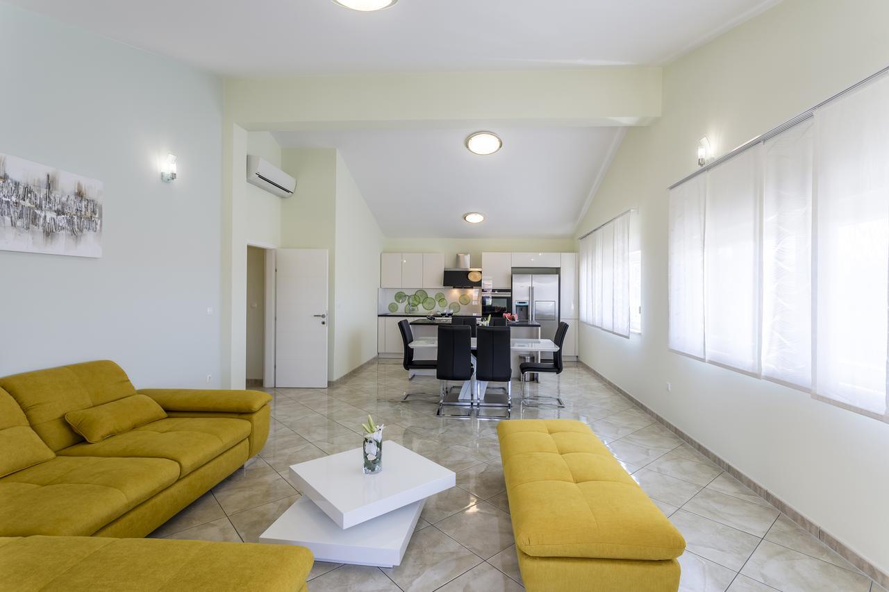 Apartmani Lukic Спліт Екстер'єр фото