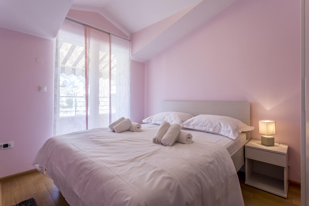 Apartmani Lukic Спліт Екстер'єр фото